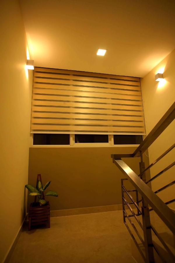 Kira Palace Residency Otel Ernakulam Dış mekan fotoğraf