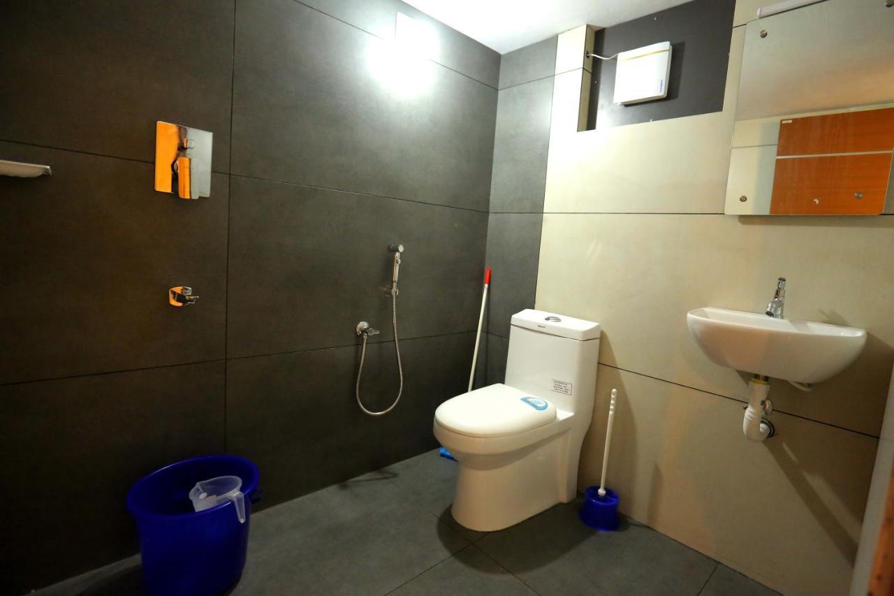 Kira Palace Residency Otel Ernakulam Dış mekan fotoğraf