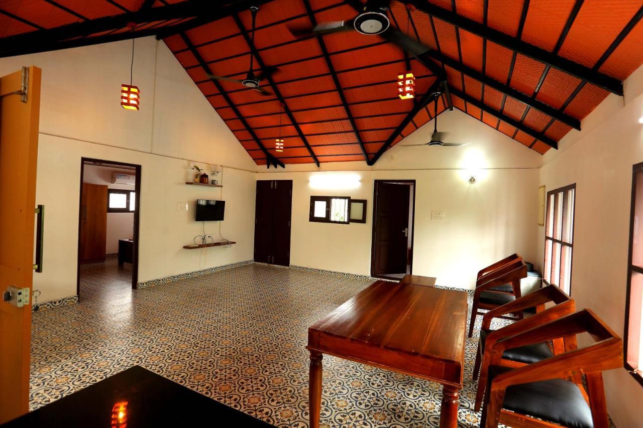 Kira Palace Residency Otel Ernakulam Dış mekan fotoğraf